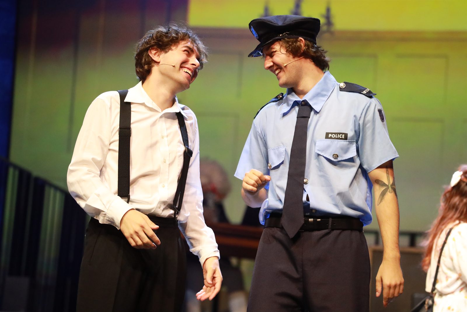 Junger Alfred Ill und junger Polizist (Gerhard Lang)